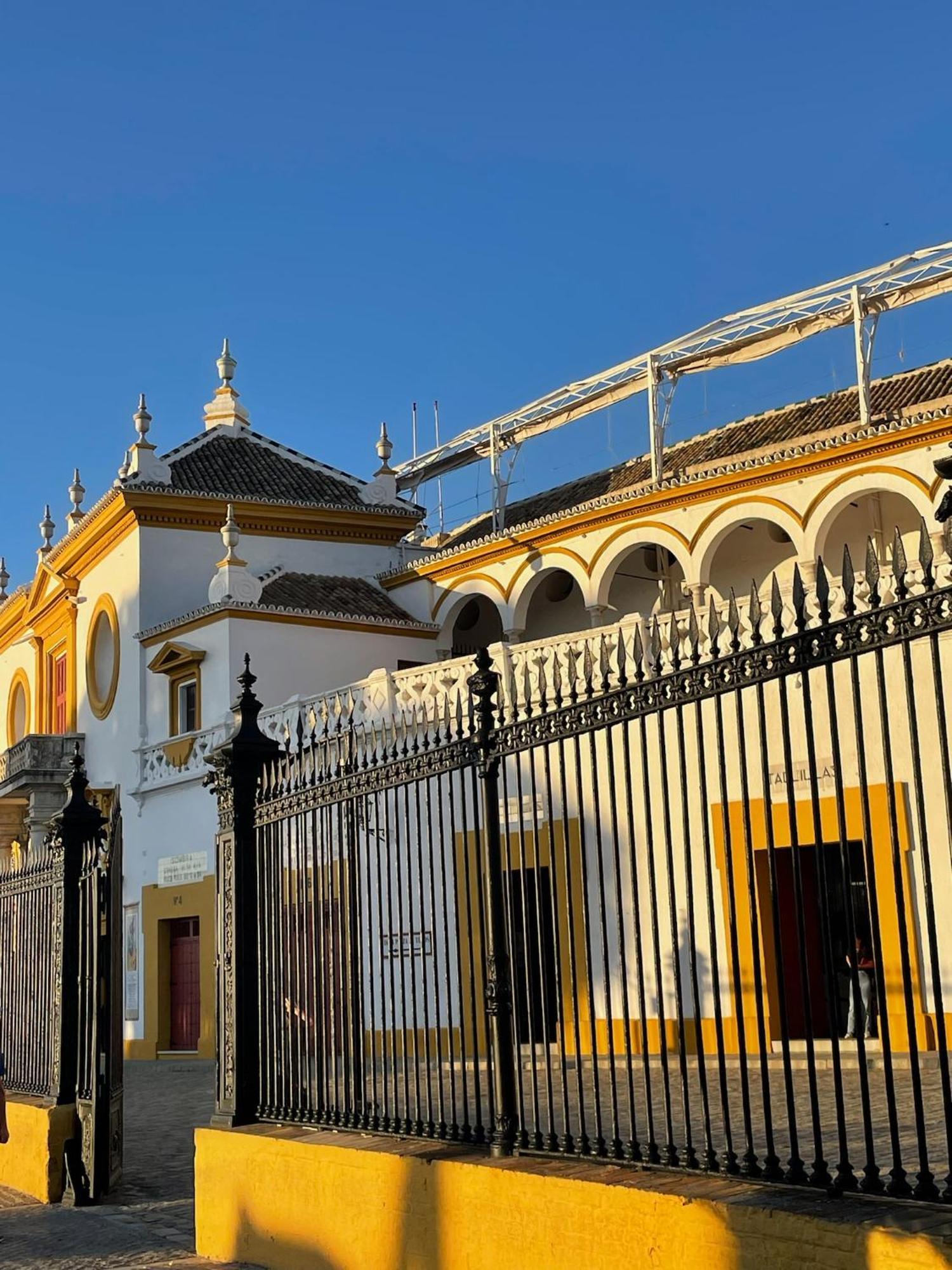 Wellhome Sevilla En El Mercado Del Arenal, Plaza De Toros, Seville